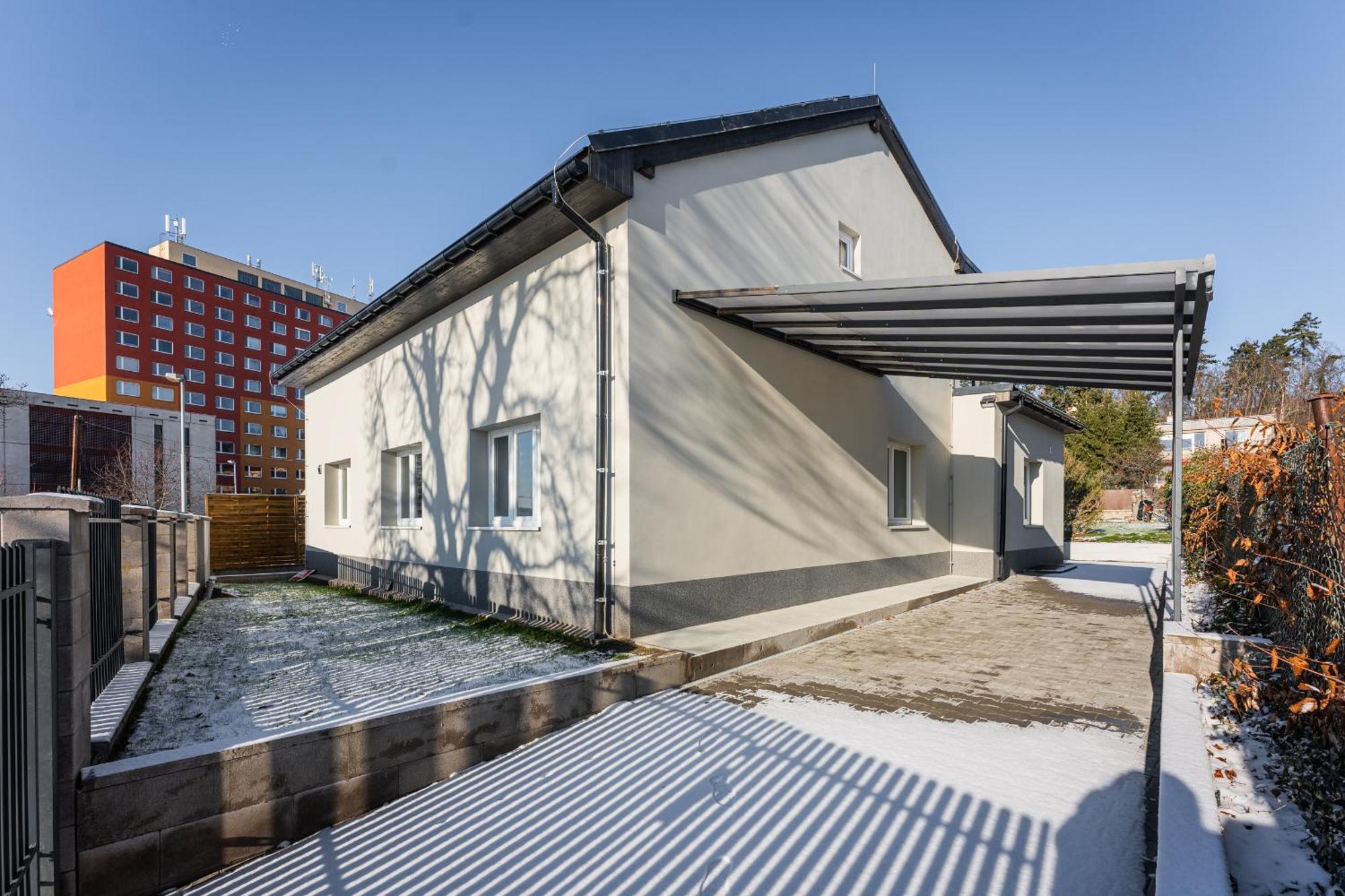 Apartmany Praha-Modrany Kültér fotó